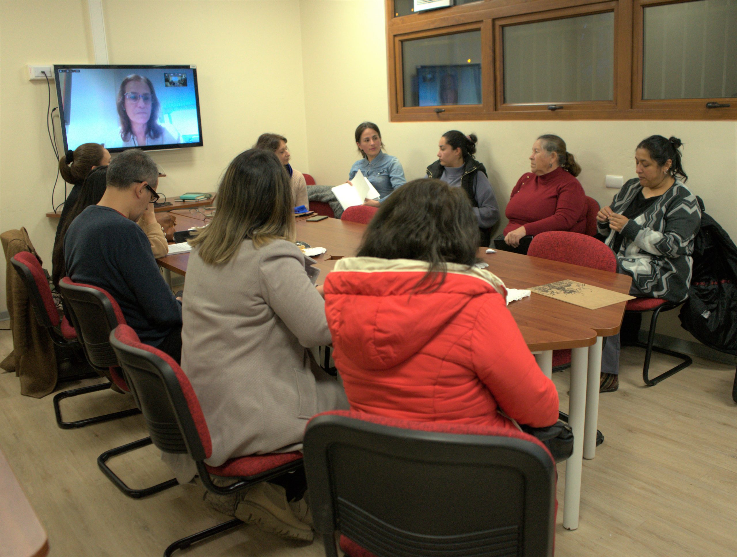 Fondart Regional UBB realizó tercer encuentro entre artes visuales, artesanía y ciencia en la región de Ñuble