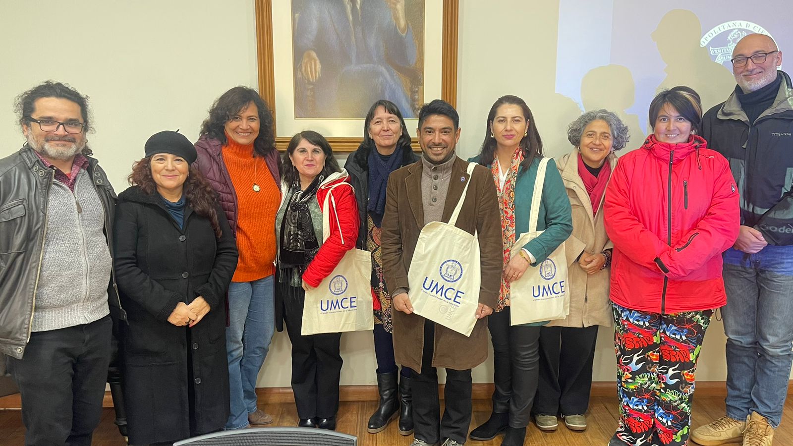 Académicos FEDUH UBB presentan libros sobre educación emocional en la UMCE