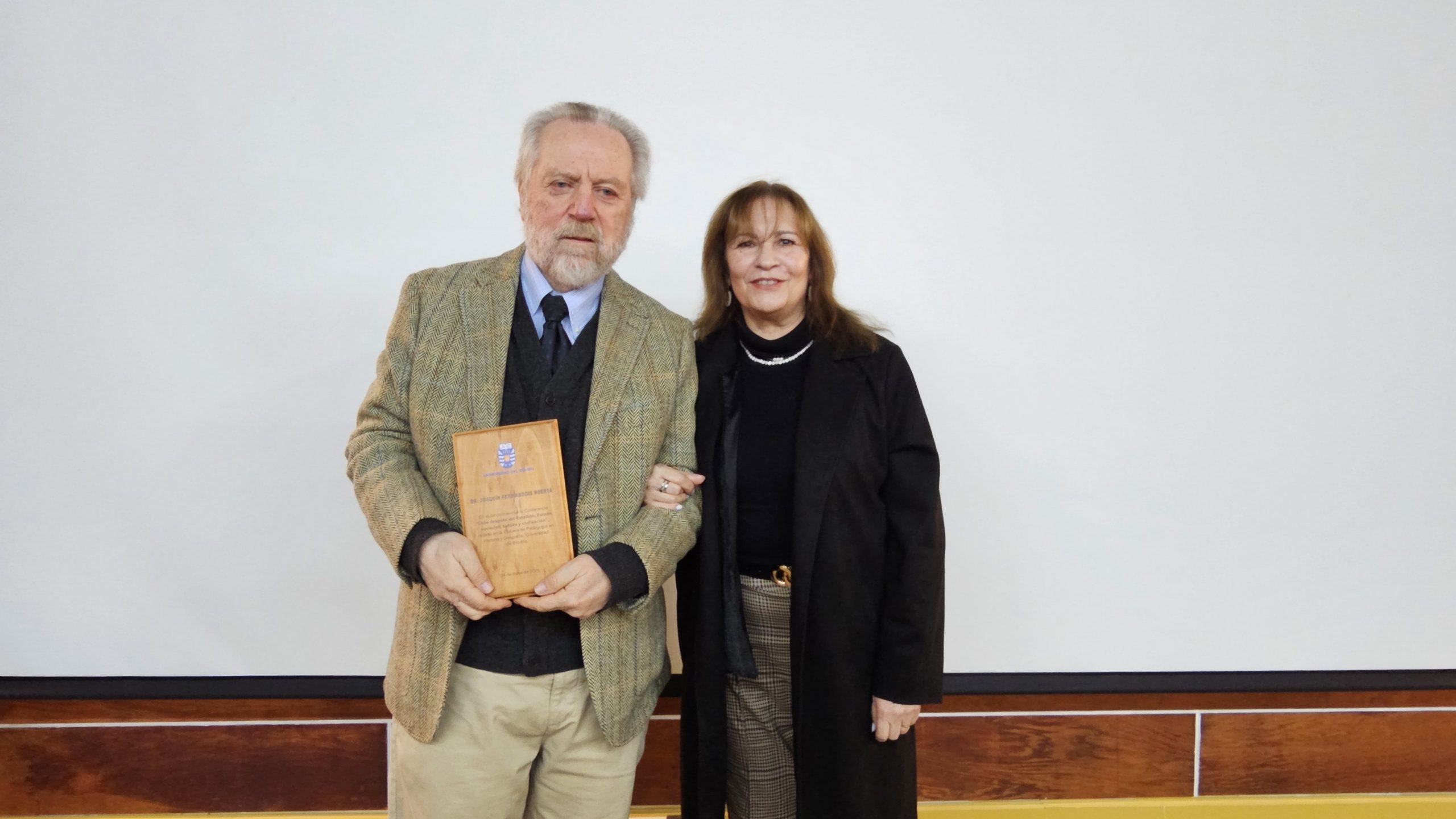 Dr. Joaquín Fermandois realiza conferencia sobre “Chile después del Estallido”