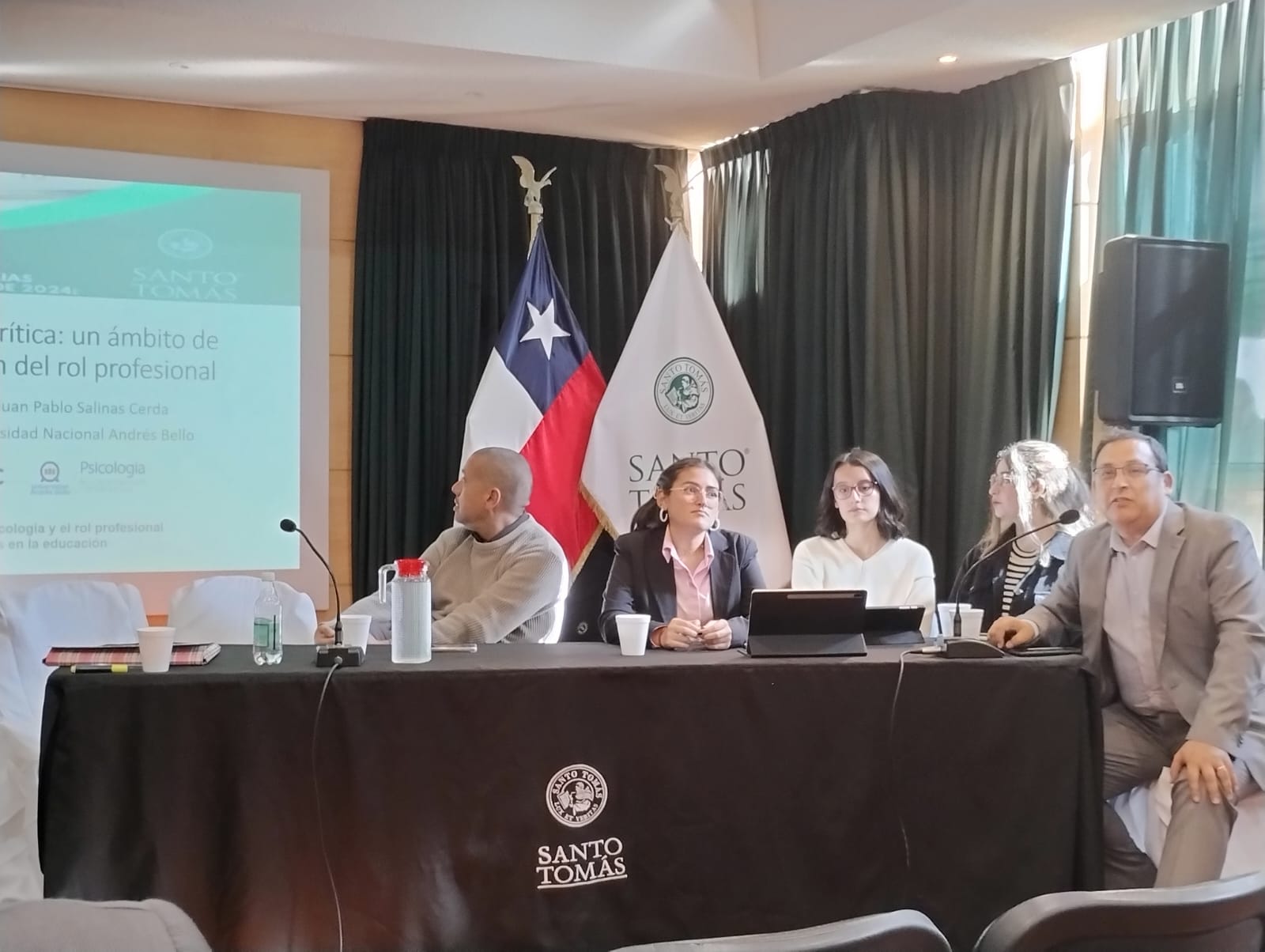 Académico Dr. Carlos Ossa participa en Jornada Interuniversitaria de Psicología del Norte Grande