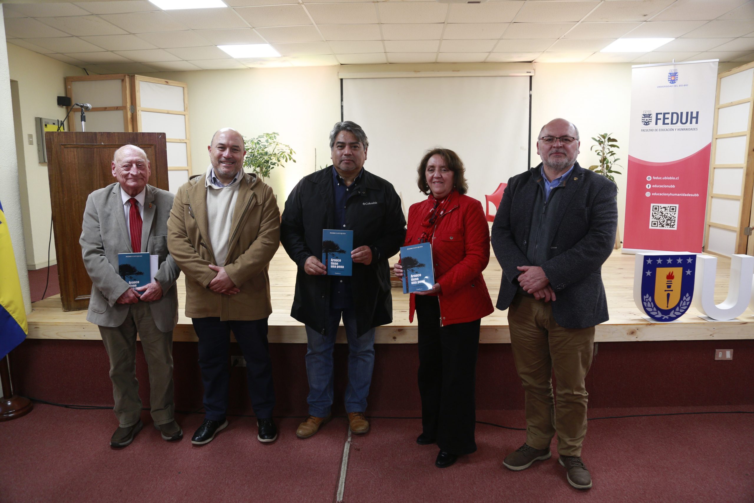 Presentan libro “Arauco tiene una Pena” de Pedro Cayuqueo