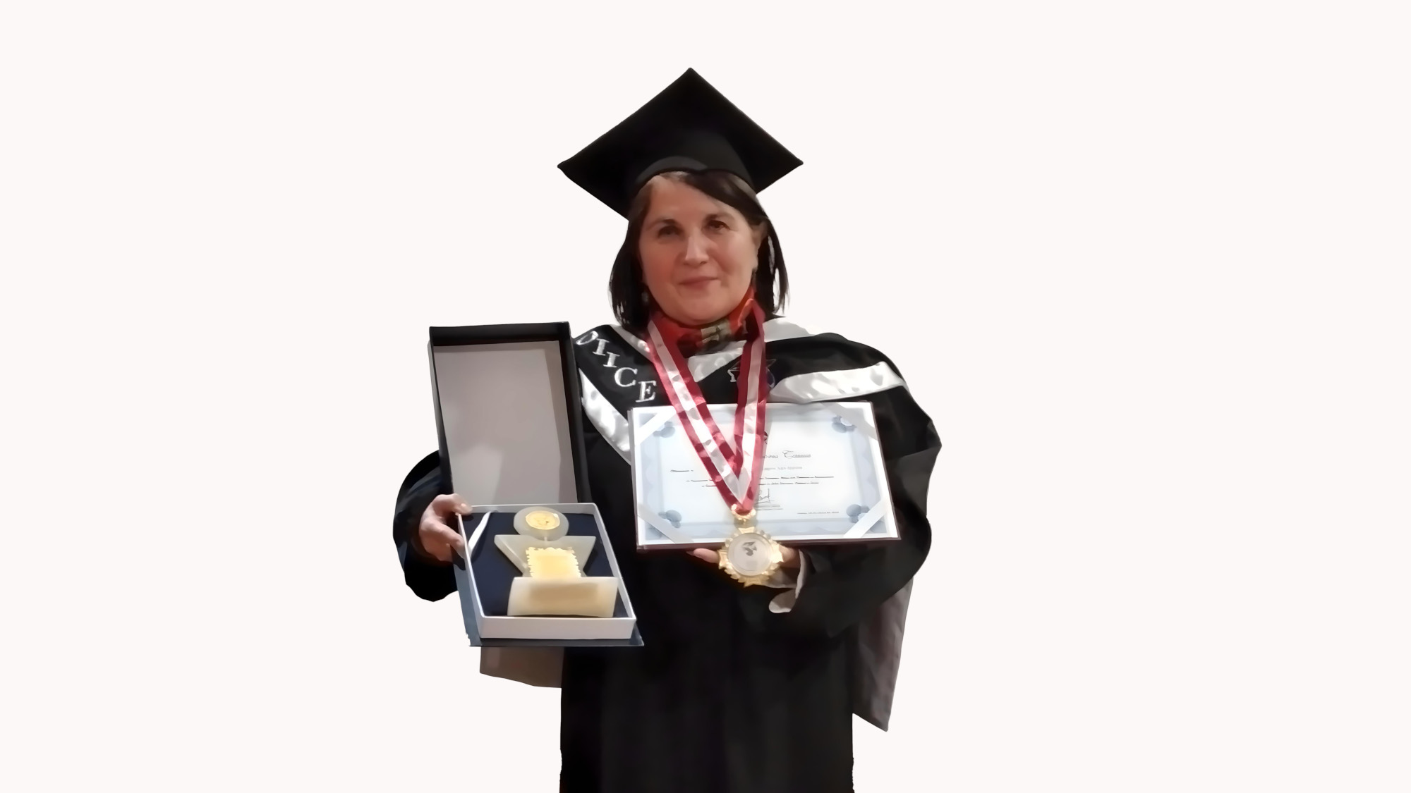 Dra. Nelly Lagos recibe doble reconocimiento internacional por su destacada labor educativa