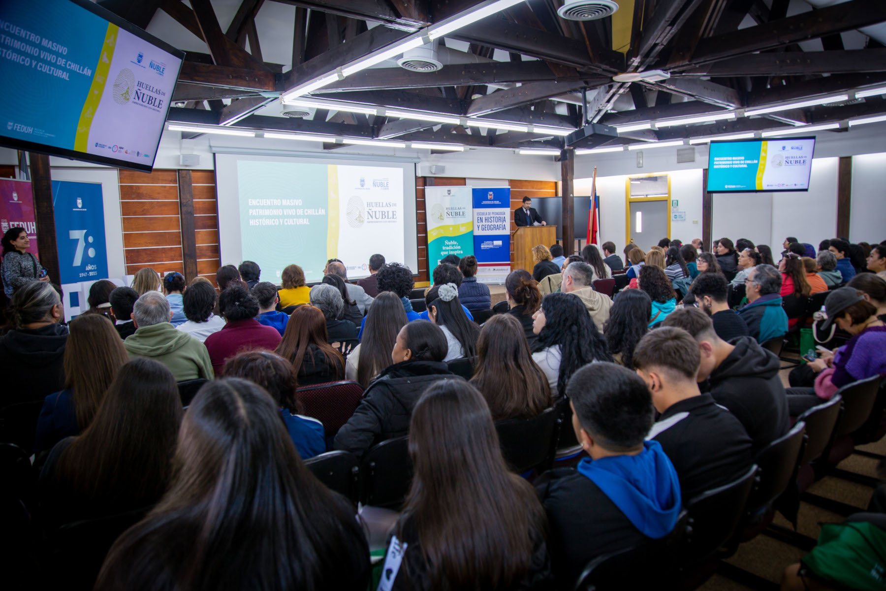Encuentro “Patrimonio Vivo de Chillán histórico y Cultural” potenció el turismo y emprendimiento en la UBB