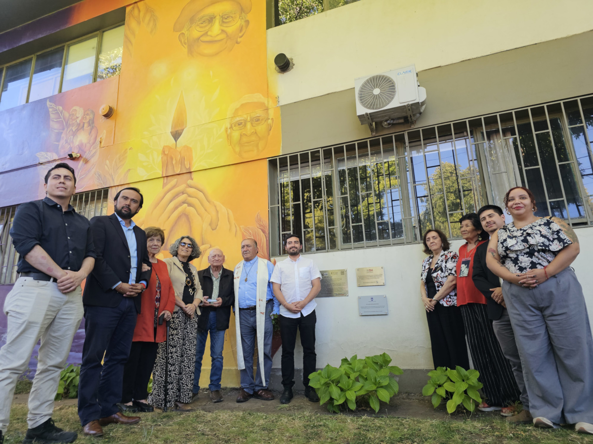 Huellas de Luz: inauguran mural participativo que releva la memoria histórica y los derechos humanos en Ñuble