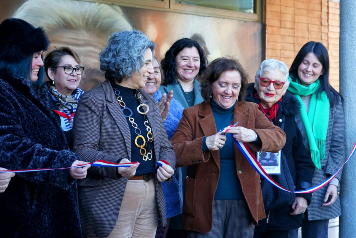 Inauguran nuevos murales en el Campus La Castilla de la UBB que vinculan arte, cultura, patrimonio y derechos humanos